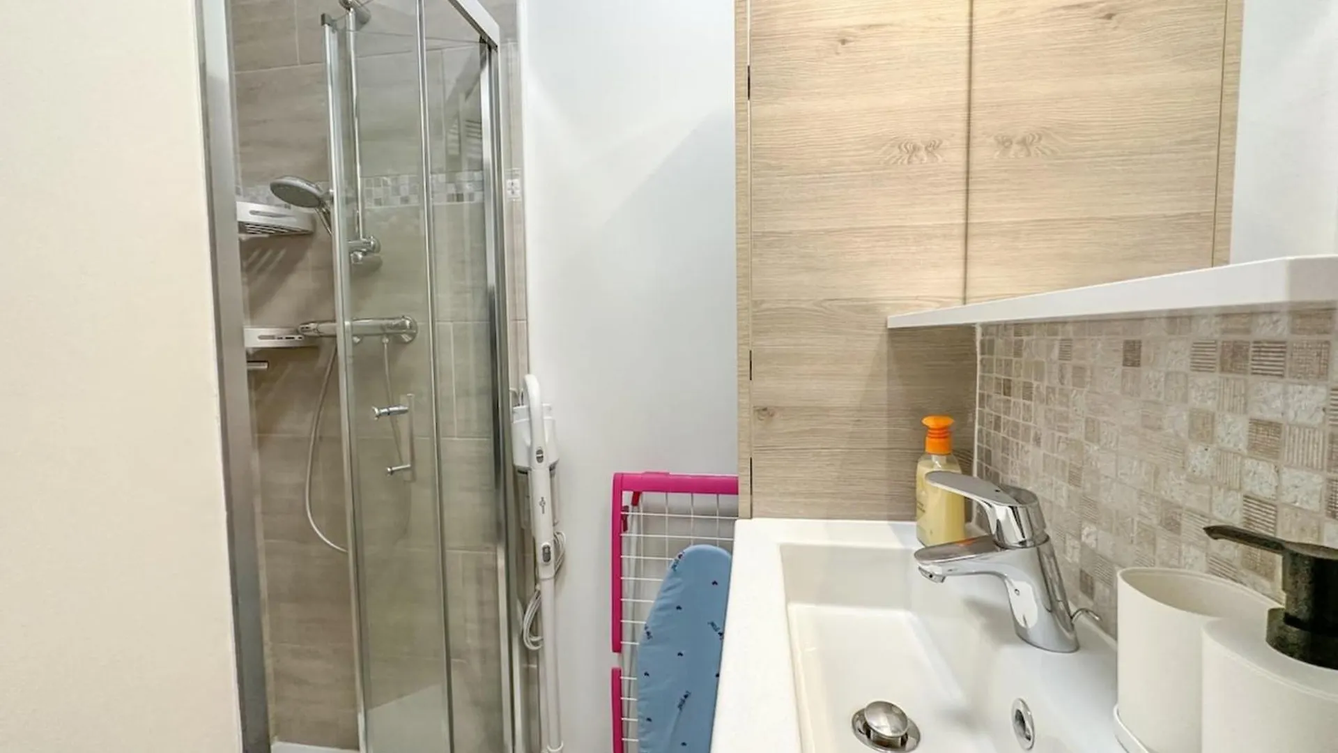 Flexliving - Magnificent Whole Apartment - Hameau Parigi 0*,