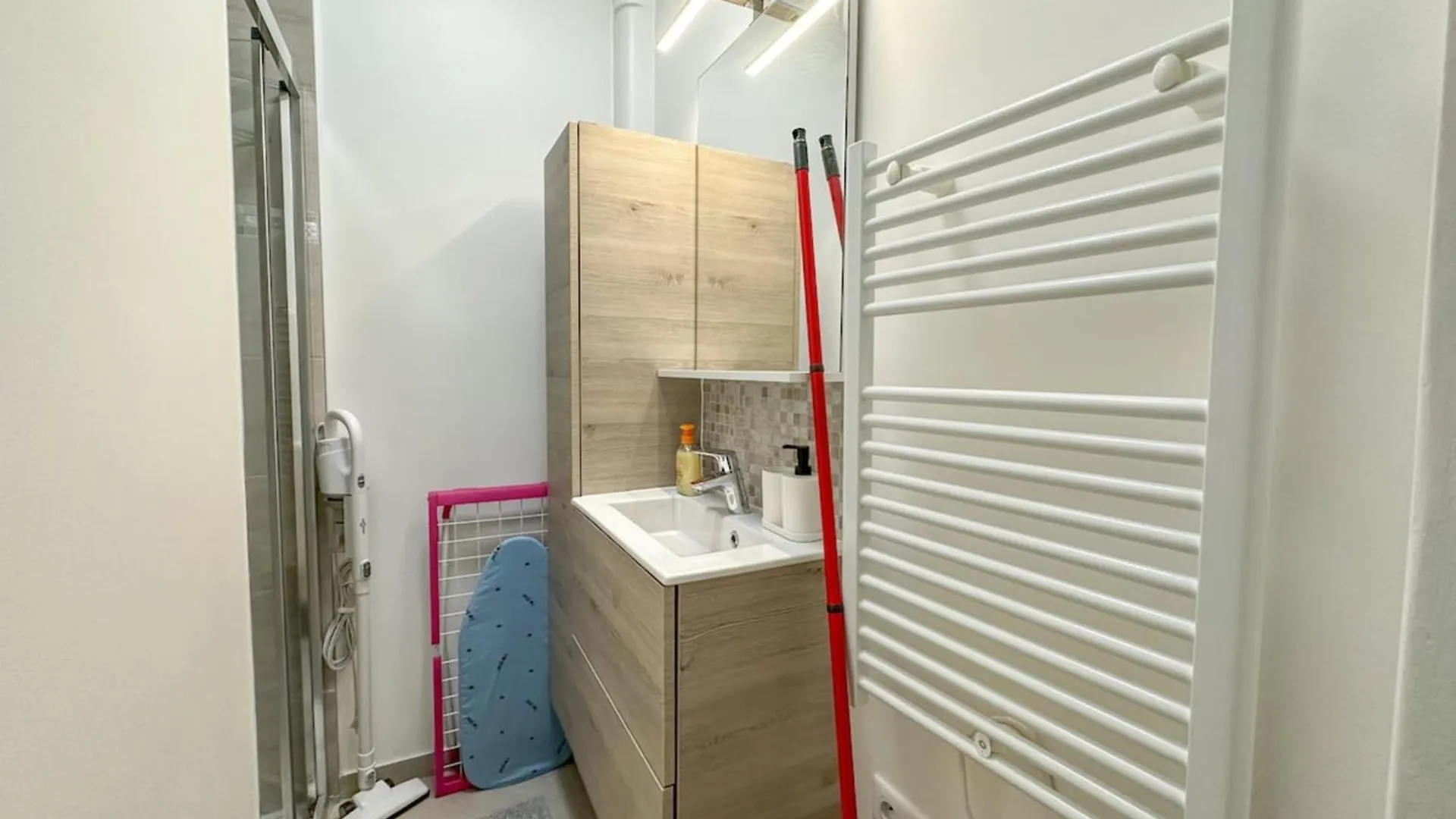 Flexliving - Magnificent Whole Apartment - Hameau Parigi 0*,